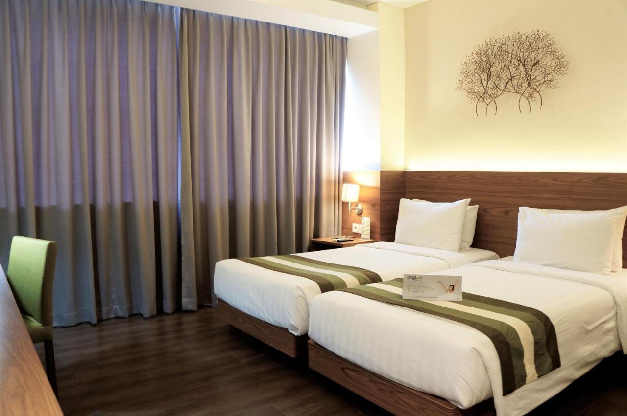 Grand Whiz Poins Simatupang Yakarta Exterior foto