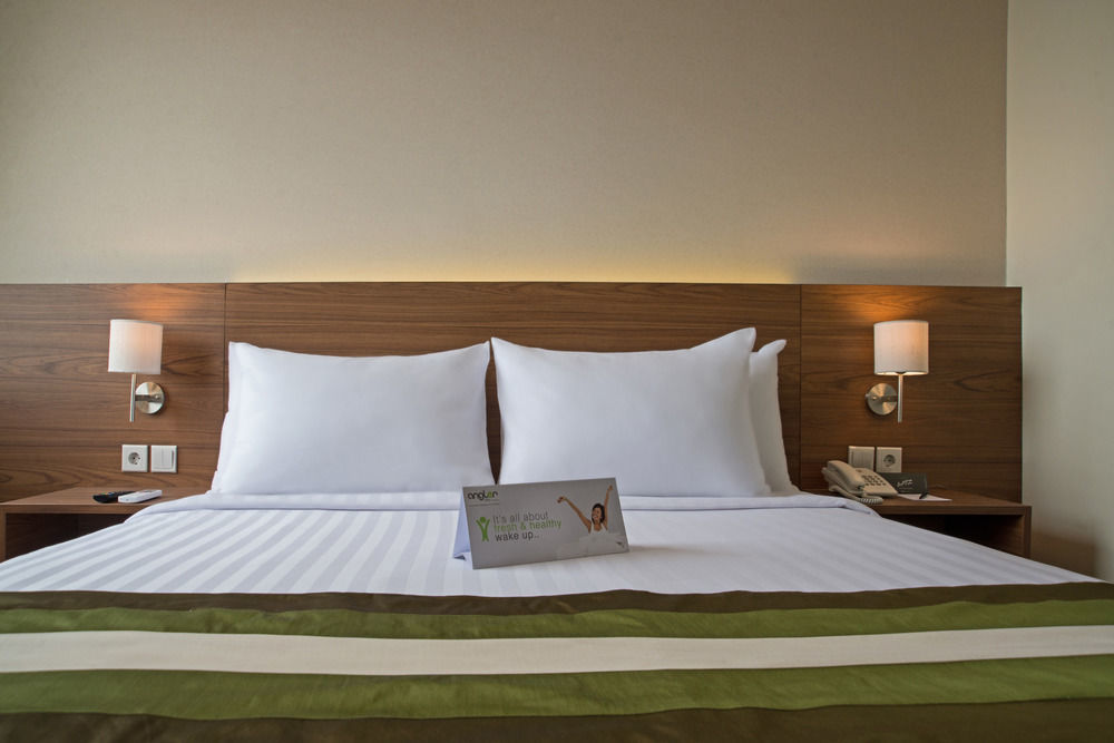 Grand Whiz Poins Simatupang Yakarta Exterior foto